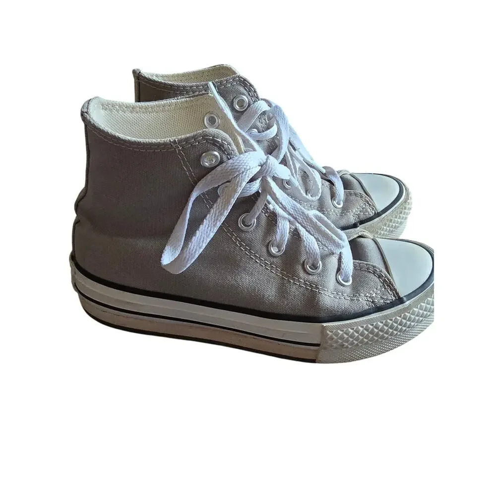 Converse Grey High Top Sneakers Youth Size 1.5 Unisex — Gently Used